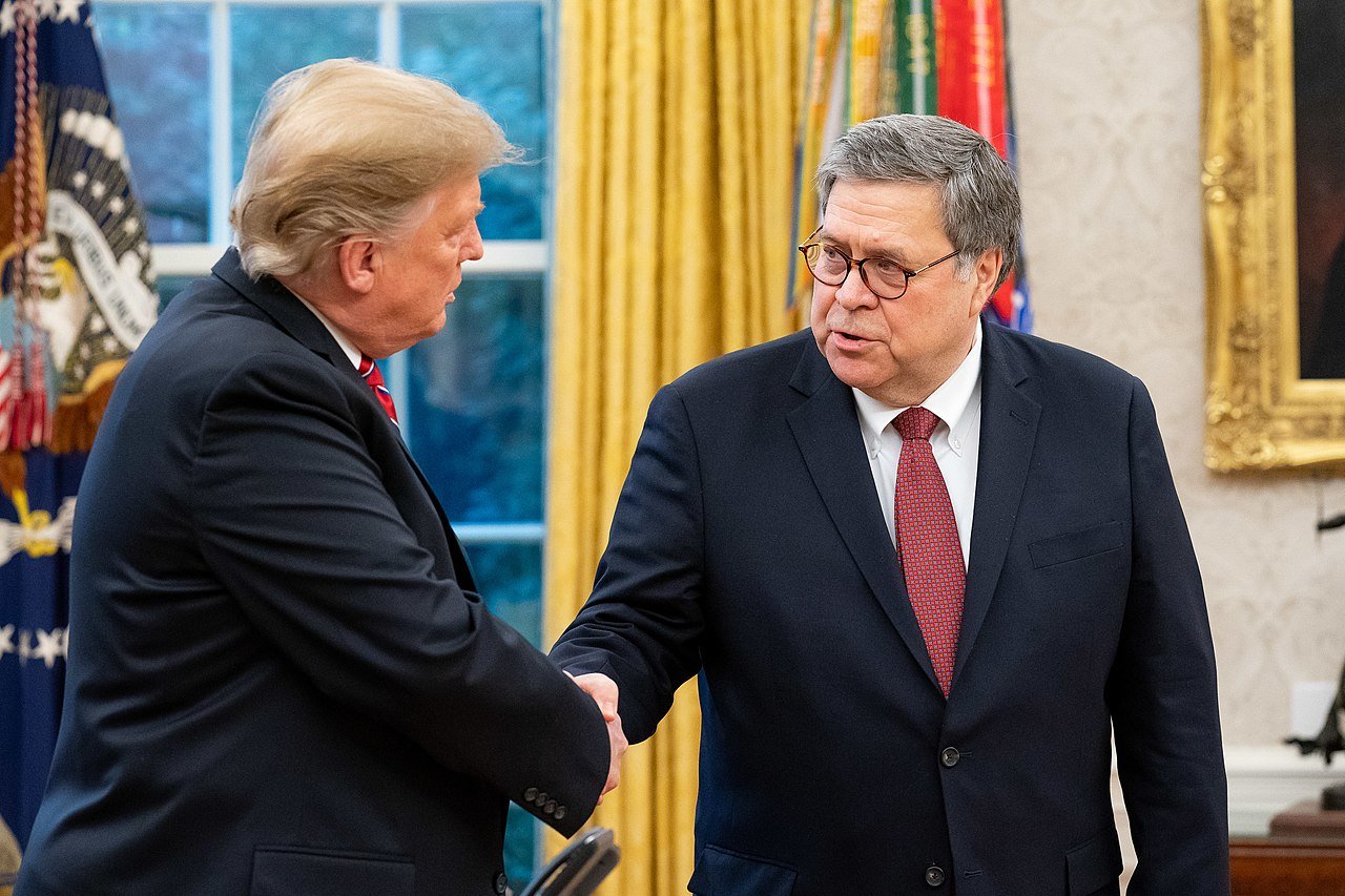 Donald Trump and Attorney General William Barr