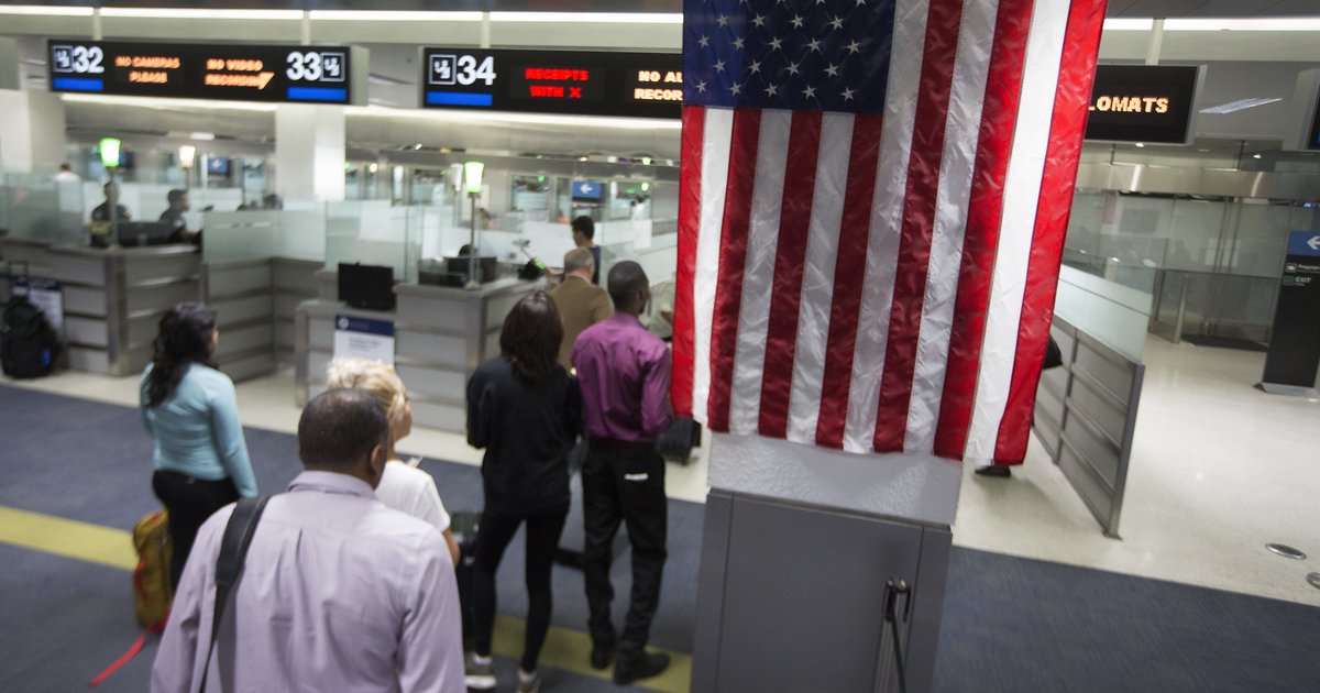 Preparing devices for travel through a US border