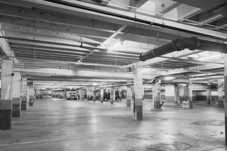 Parking garage