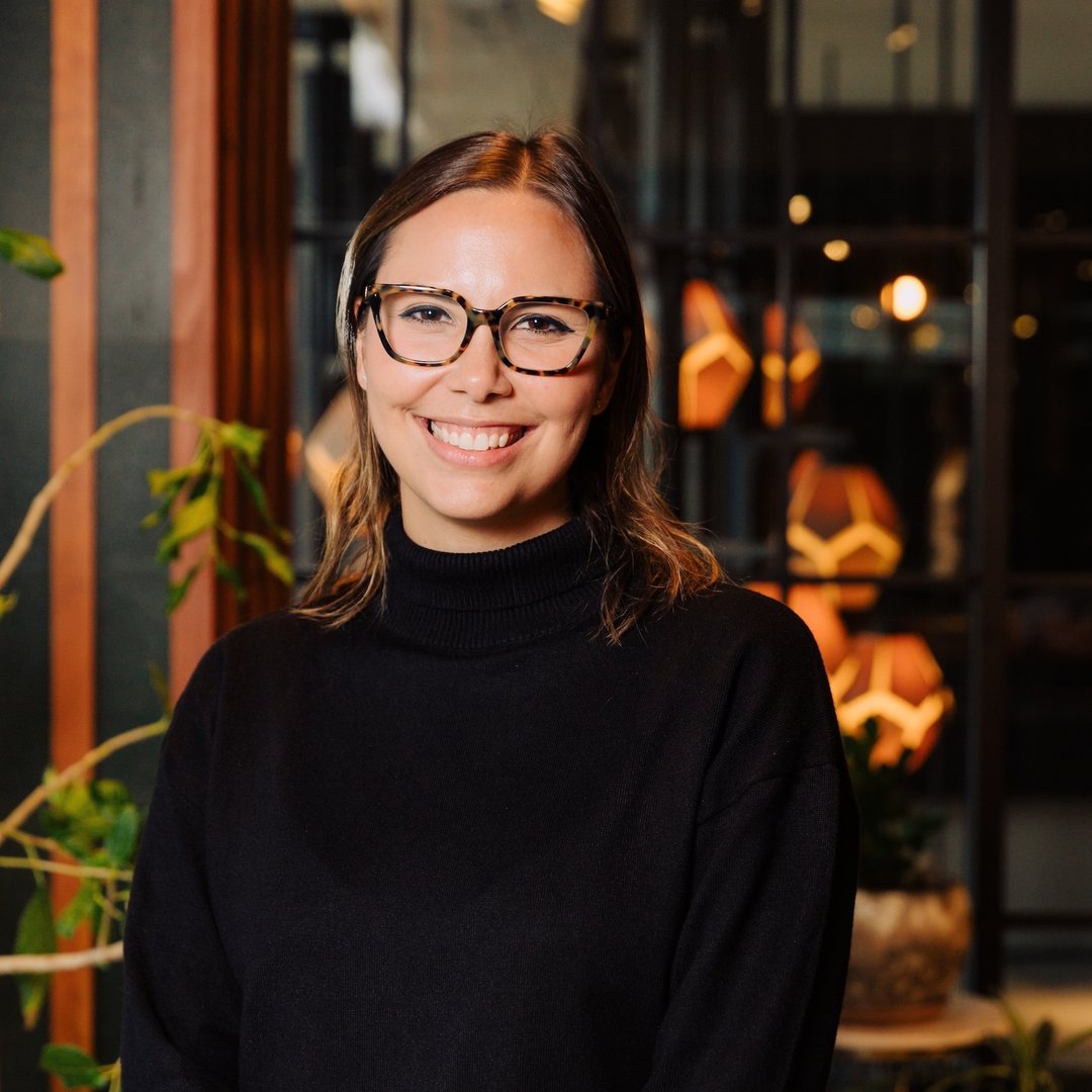 Louise Black headshot