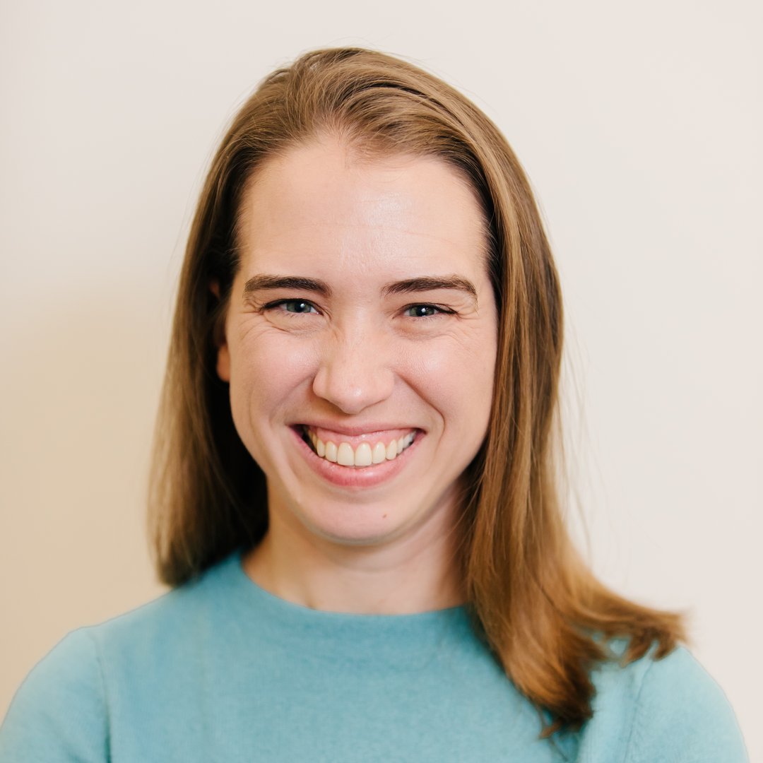 Caitlin Vogus Headshot
