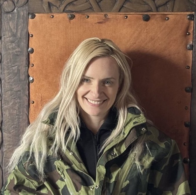 Jennifer Helsby headshot
