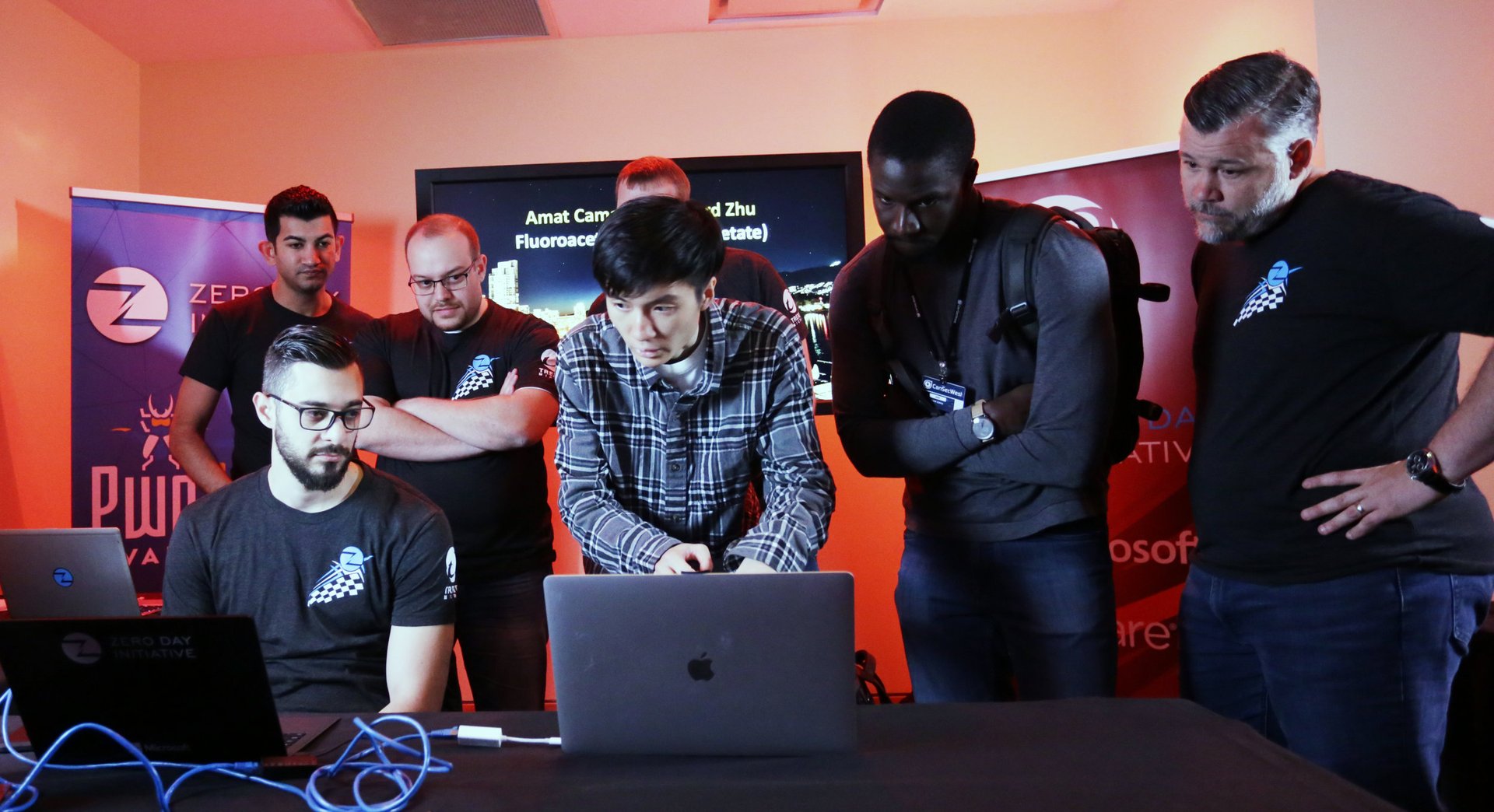 Team Fluoroacetate demonstrates a Firefox 0day at Pwn2Own 2019