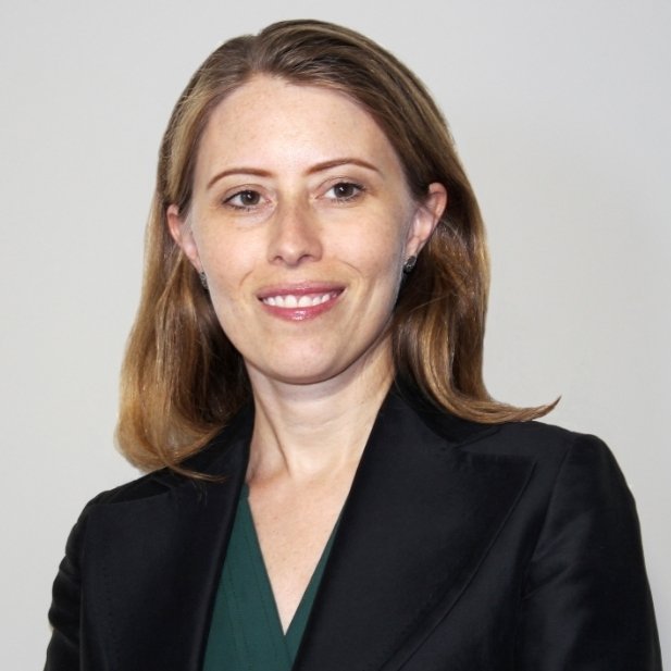 Jennifer Dunham headshot