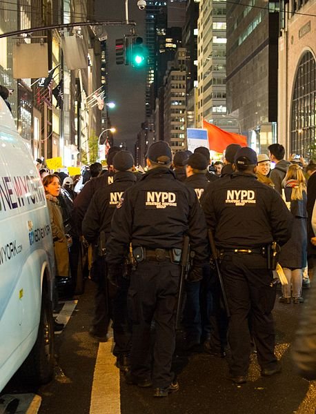 Trump_election_protest_-_NYPD_Strategic_Response_Group