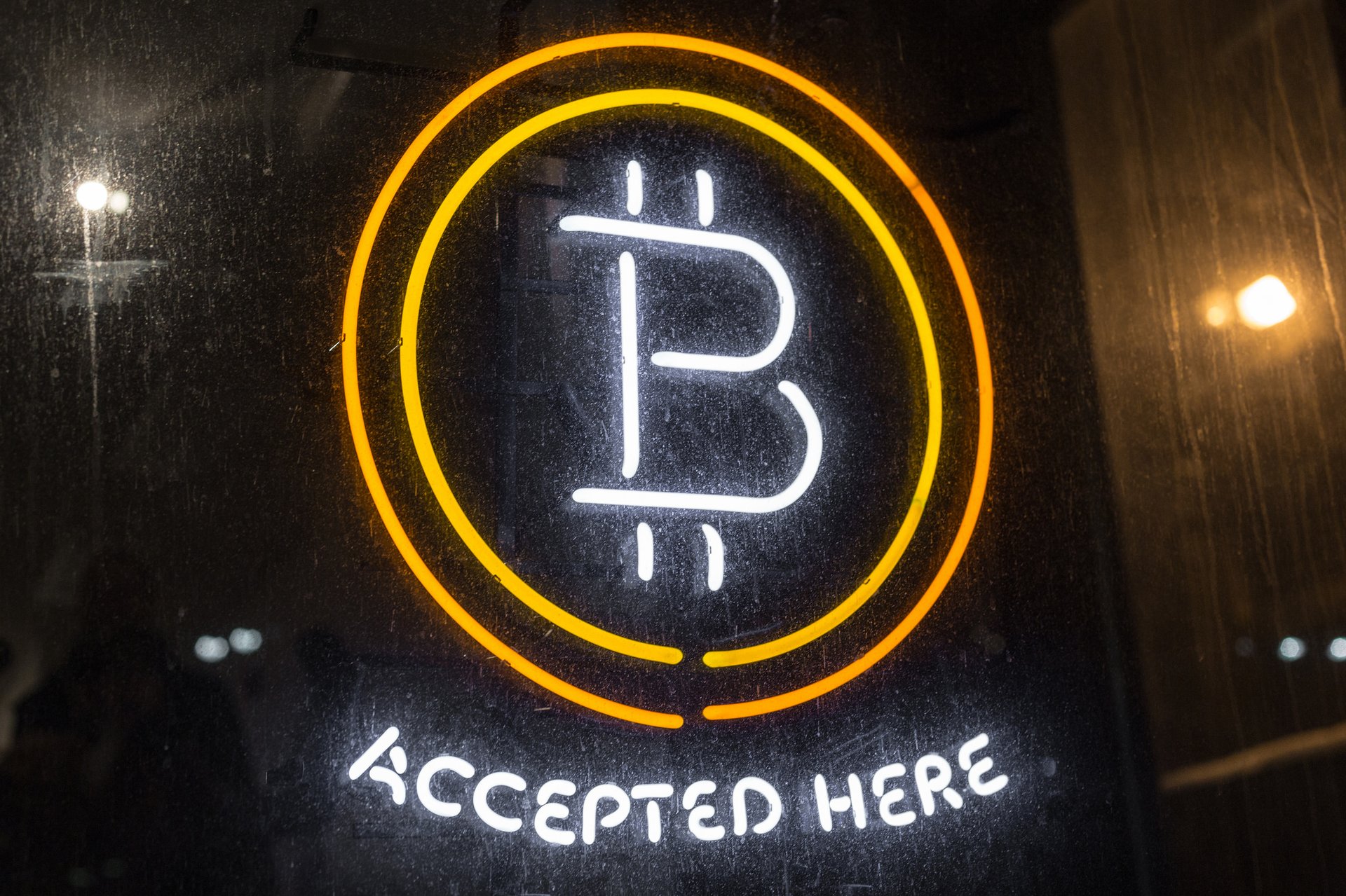 "Bitcoin Accepted Here" image