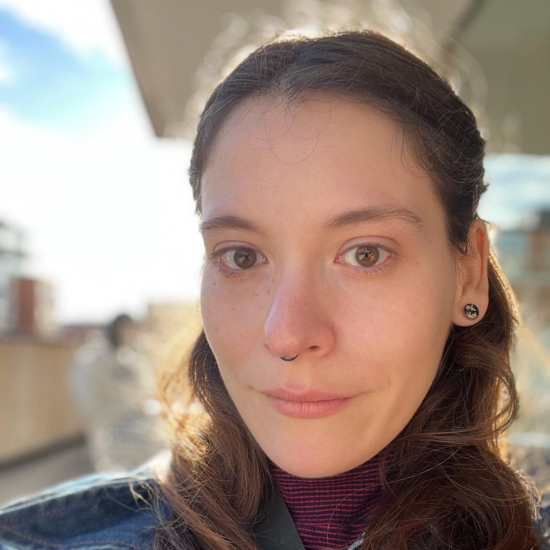 Abigail LP headshot